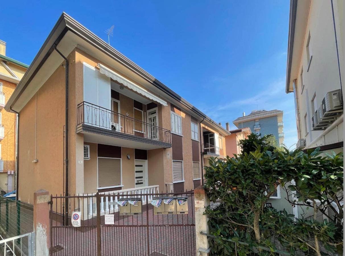 Appartamento Palma Carraro Immobiliare Jesolo - Family Apartments Екстериор снимка